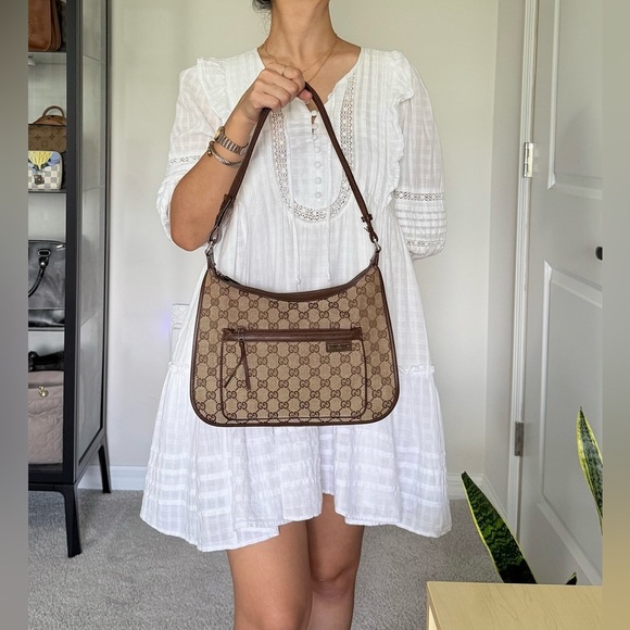 🍓GUCCI GG Canvas Shoulder Bag - Picture 16 of 16